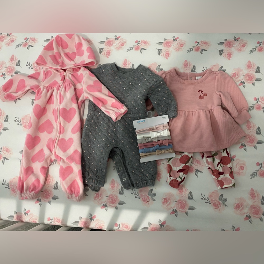 Baby girl bundle 0-3 months